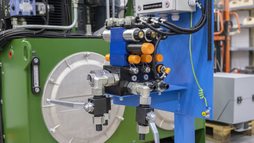 Hydraulic manifolds from "Motorimpex" PE — Replenishment the gallery of projects