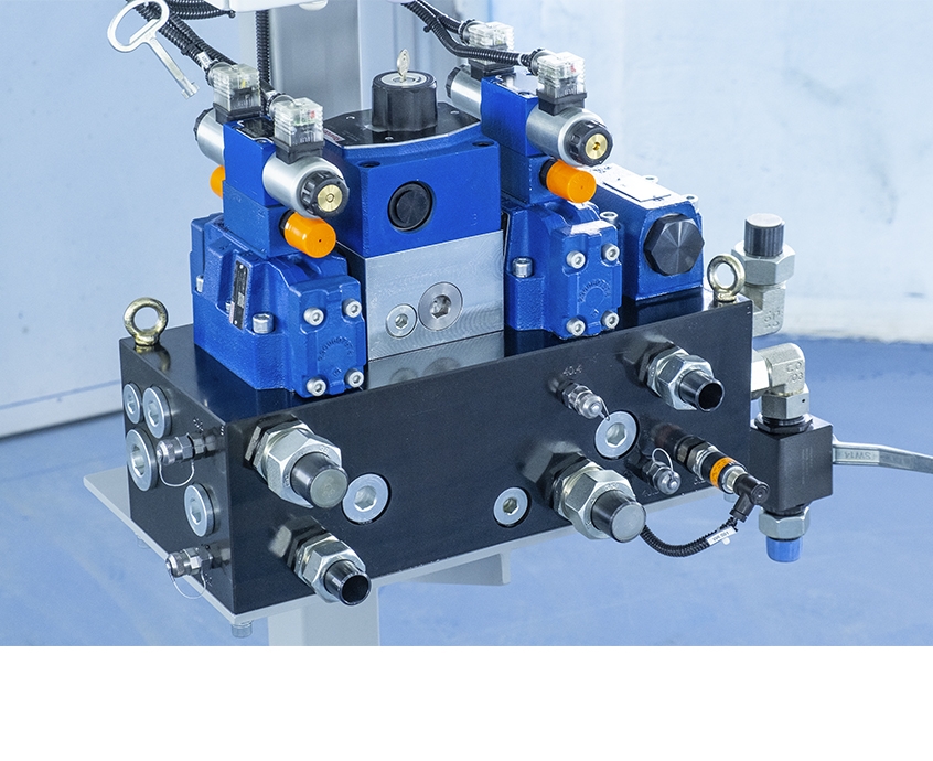Видеообзор гидравлического блока для подъемной шахтной лебедки