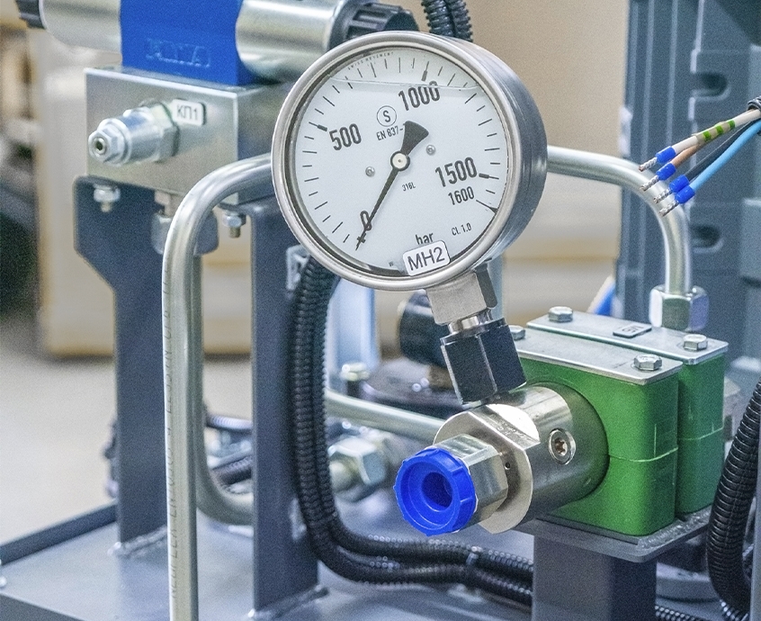 Показываем маслостанцию на 1500 бар в работе