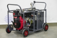 Engine-driven mobile hydraulic power unit PODACHA