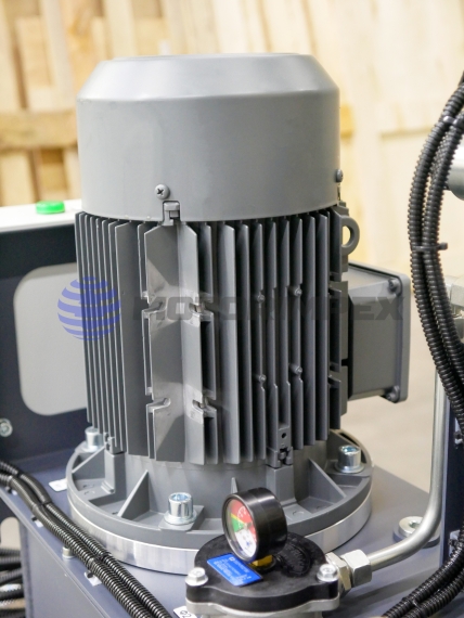 Маслостанція серії 2546 універсального призначення
