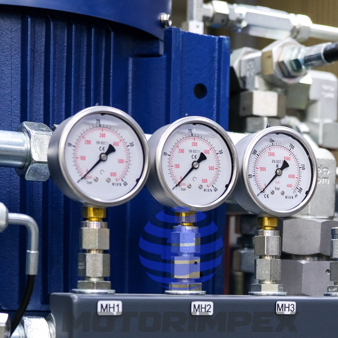 Pressure control using pressure gauges on a hydraulic power unit