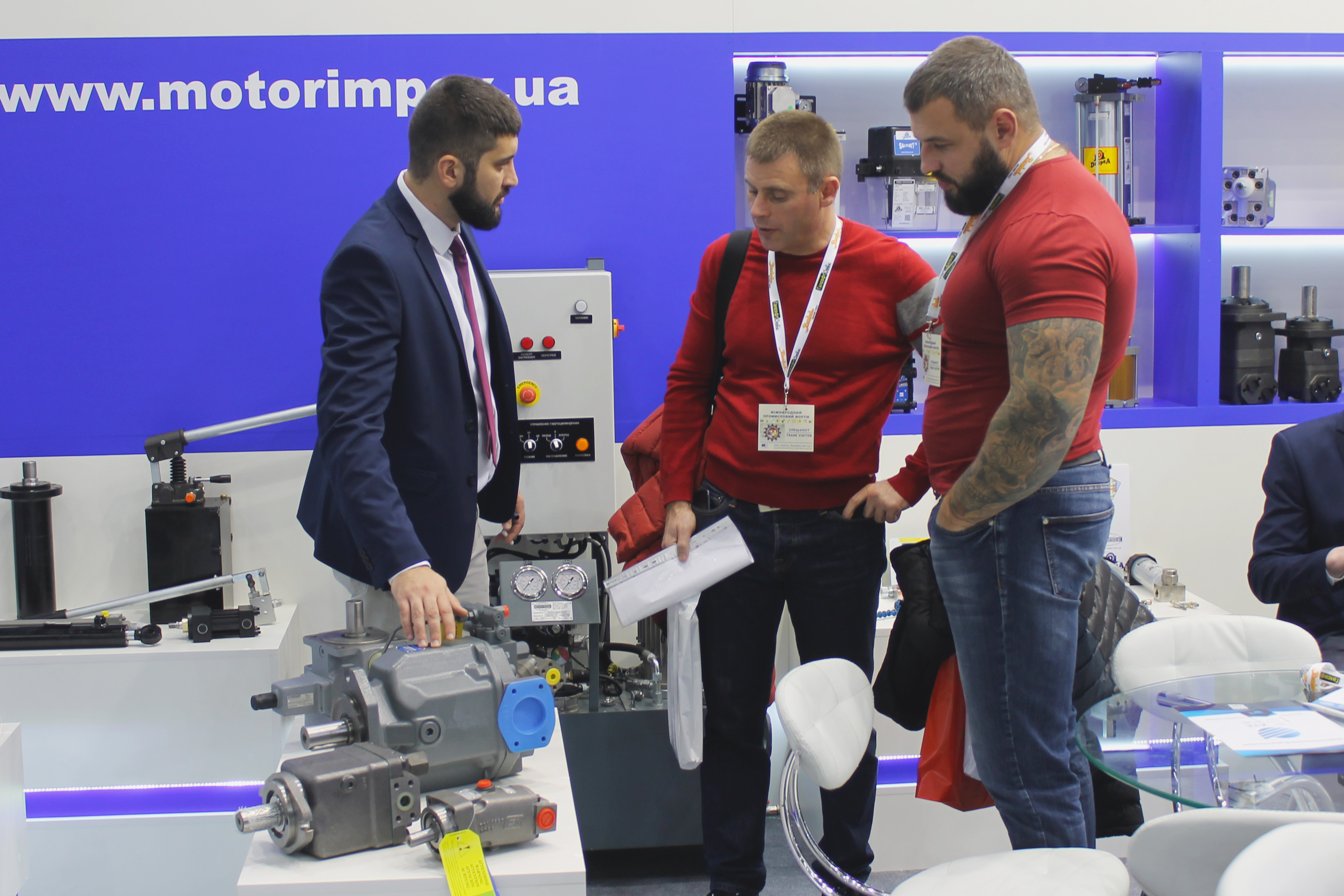 Selection of hydraulic pumps by engineers of Motorimpex Trading Company at the Industrial Forum 2019